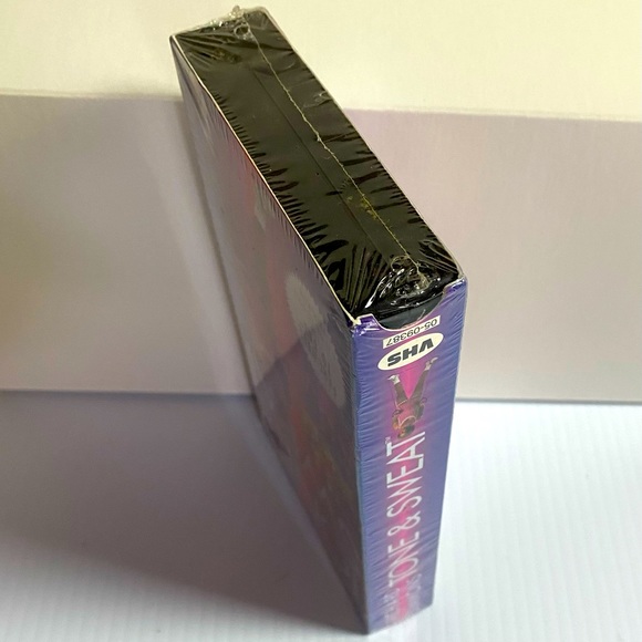 VTG 1994 NEW SEALED VHS RICHARD SIMMONS TONE & SWEAT EXERCISE TAPE ORIGINAL BOX - Picture 6 of 9